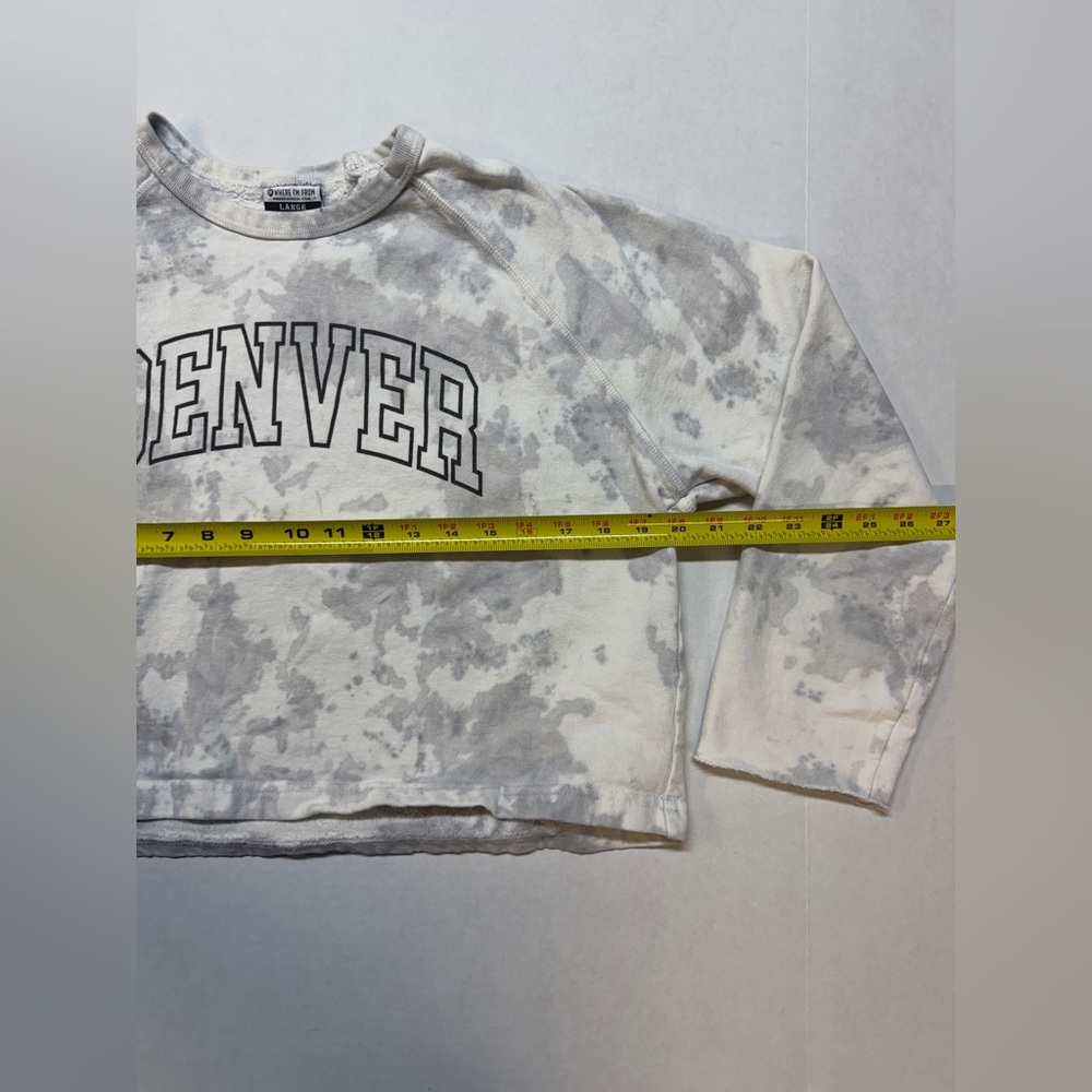 Grey Tie-Dye Cloud Pattern Denver Women’s Large Cropped Sweatshirt - Picture 3 of 5